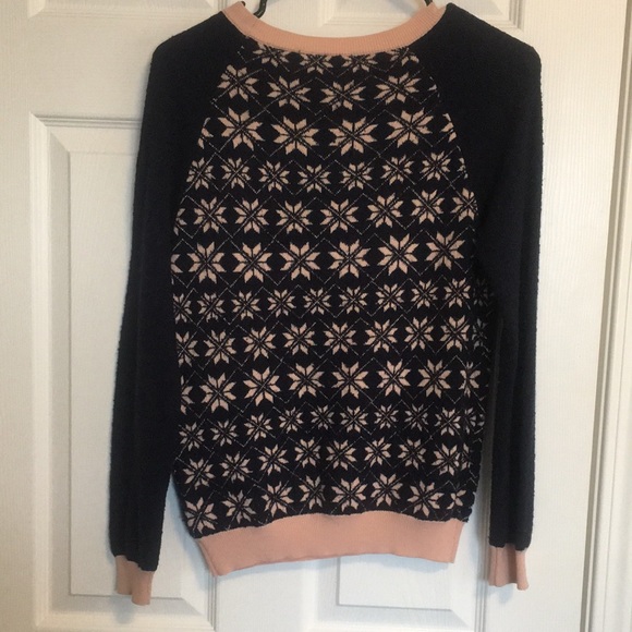 3/$20 Sweather - Picture 2 of 2